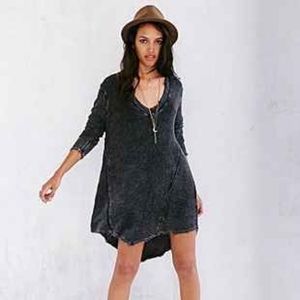 Raw Edged V-neck Tunic Top Urban Outfitters